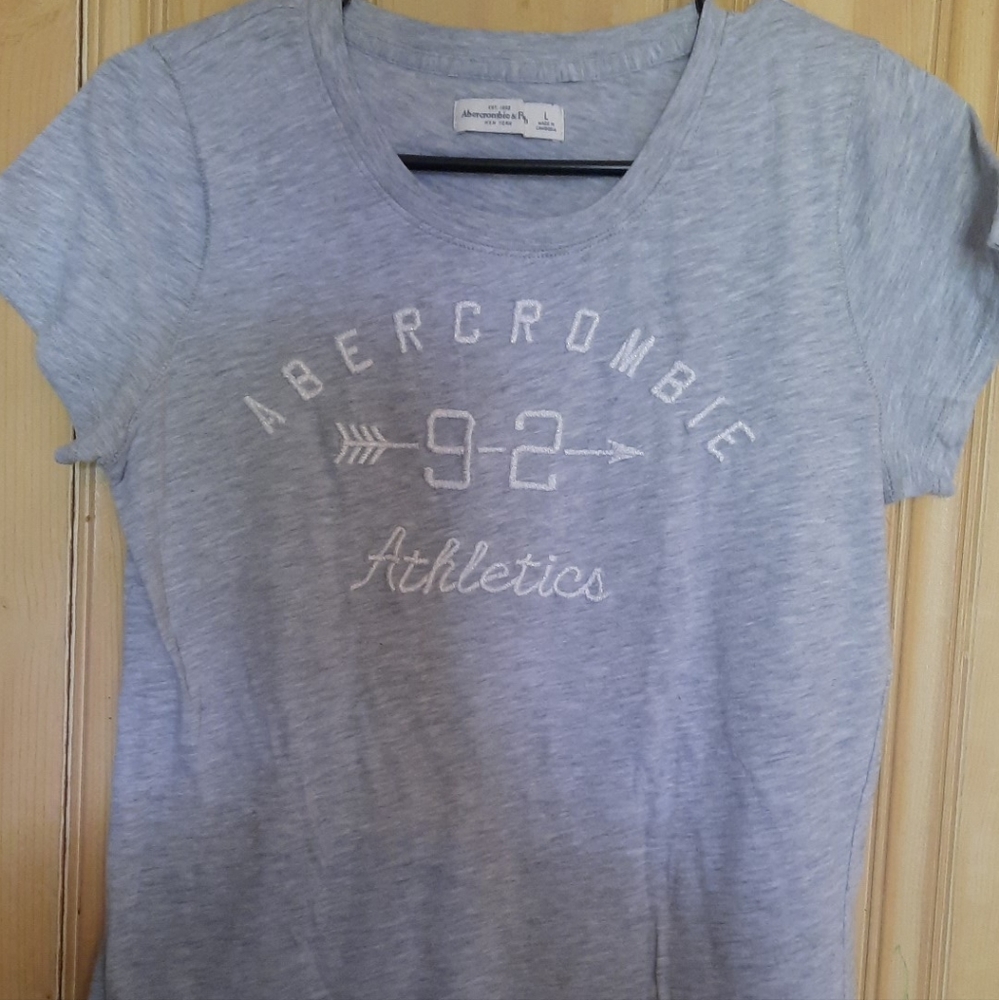 Women's Abercrombie shirt